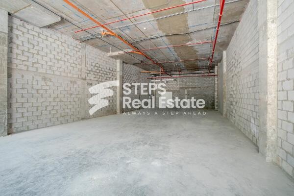 Shop for rent in Lusail Marina - 4