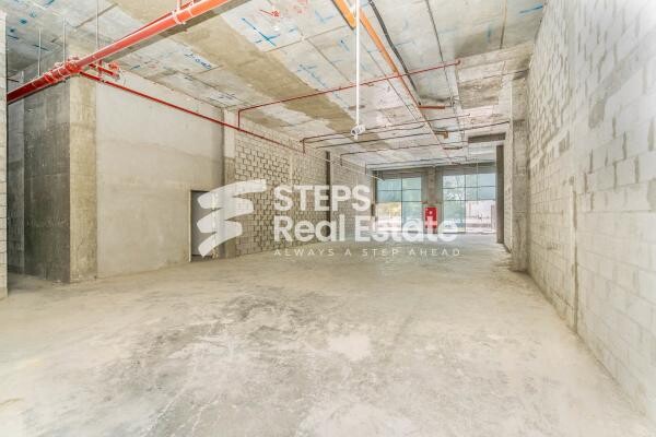 Shop for rent in Lusail Marina - 10