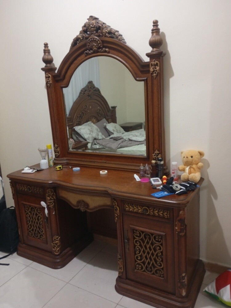 Bedroom set for sale in good condit - 3