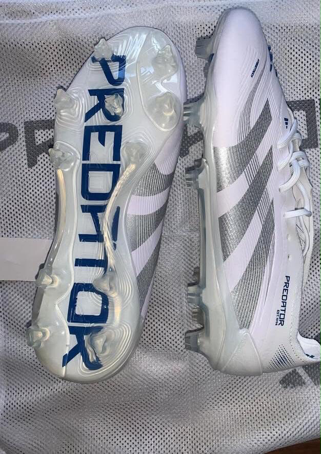 brand new football boots  - 4