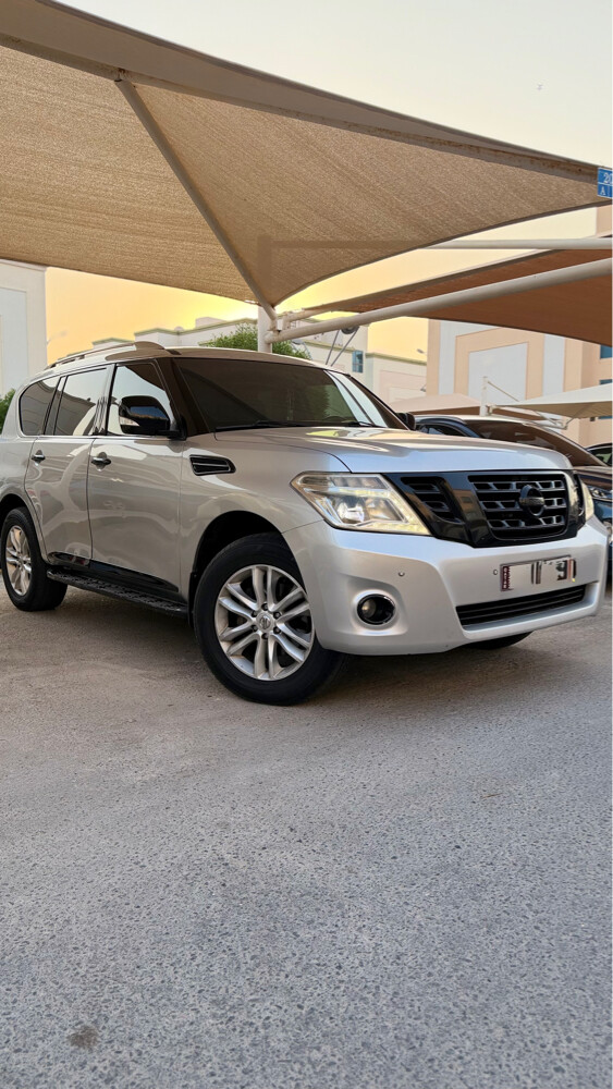 نيسان باترول بلاتنيوم نظيفه - 1