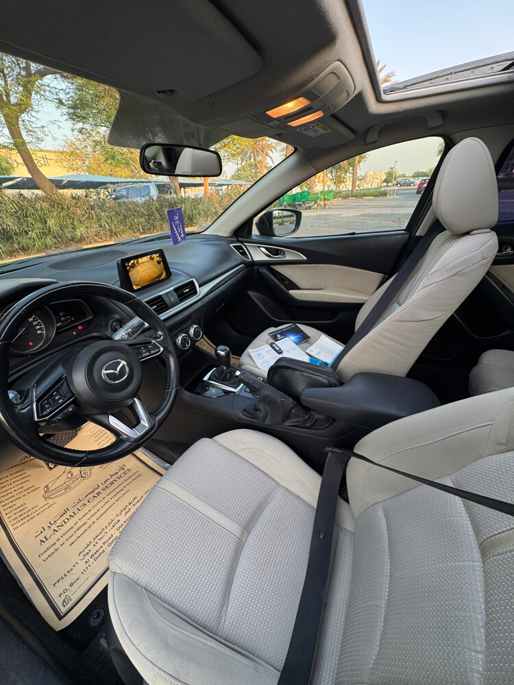 Mazda 3 Full-Options 2017 - 8