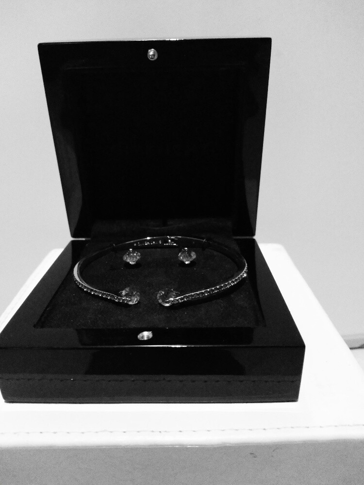 Christmas & Year End Gift - 1