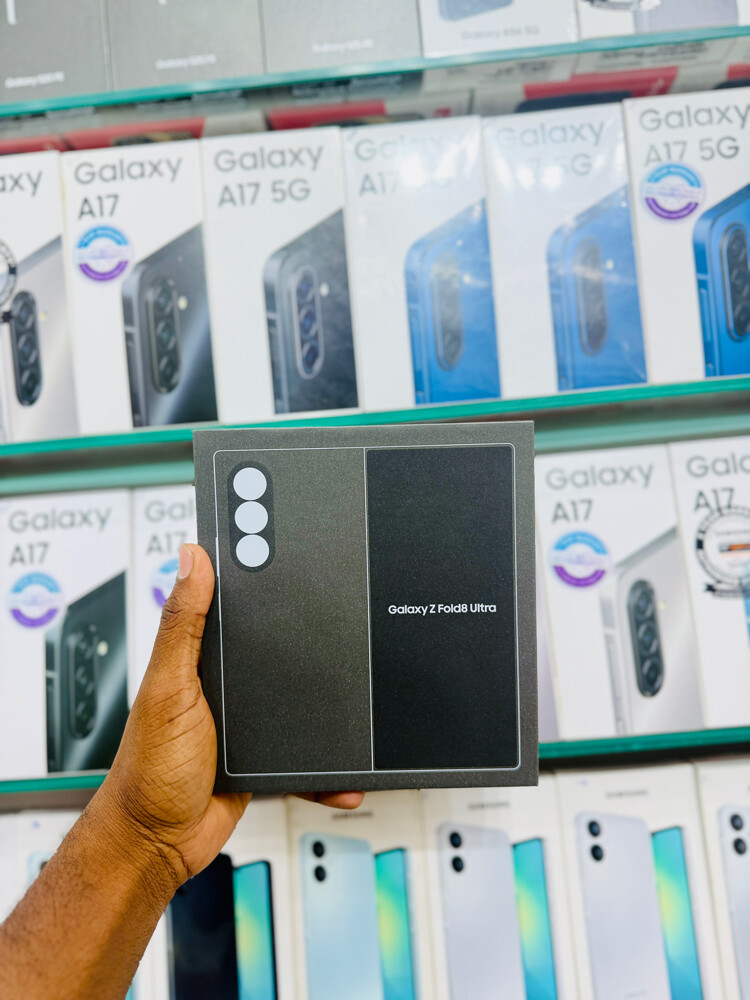Samsung Galaxy Z Fold 8 Ultra  - 1