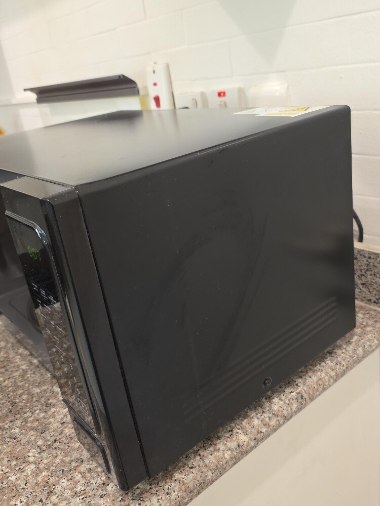 Toshiba Oven/Grill - 3