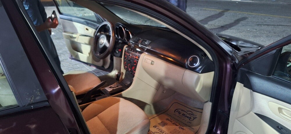 Mazda 3 - 1