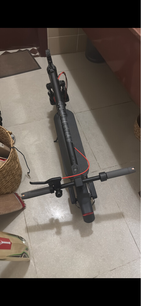 Xiaomi Scooter 5 + charger - 2
