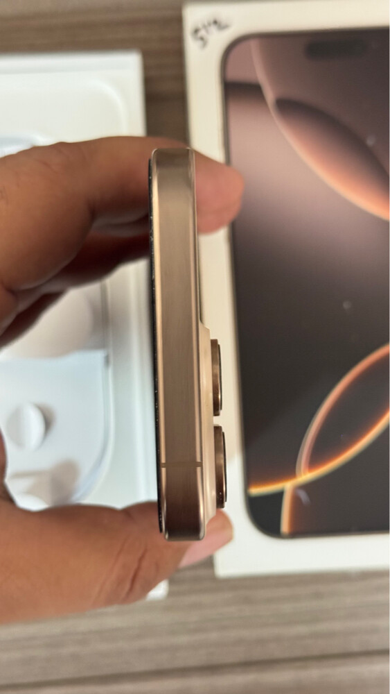 iPhone 16 Pro Max 512GB - 5