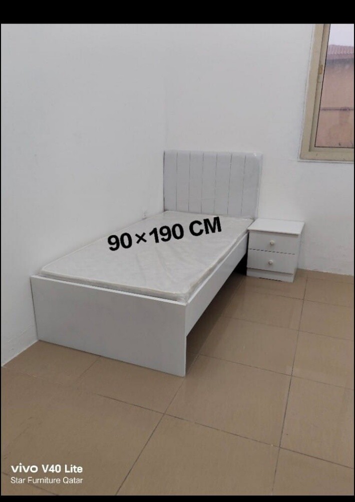 سرير ومرتبة - 1