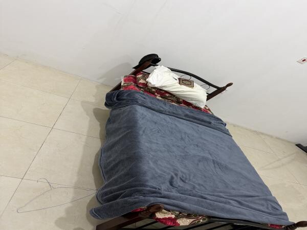 سرير و خلاط للبيع - 2