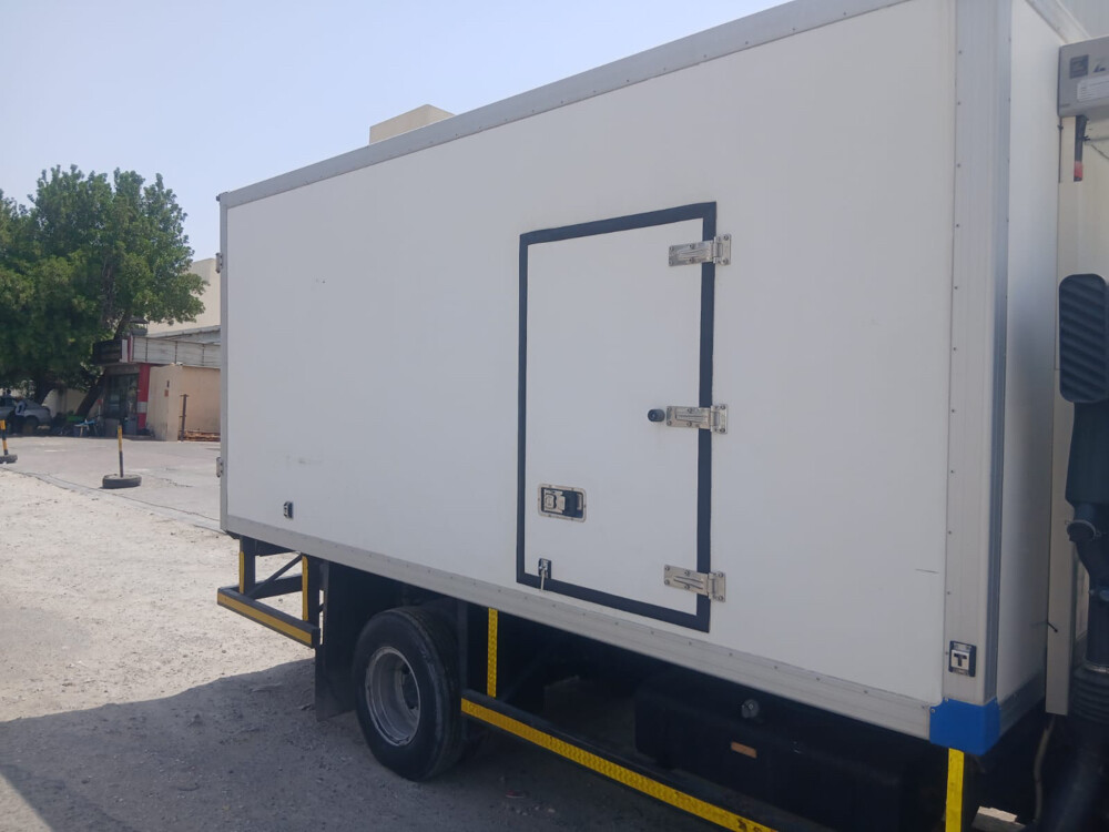 Fuso canter 5T company condition  - 2