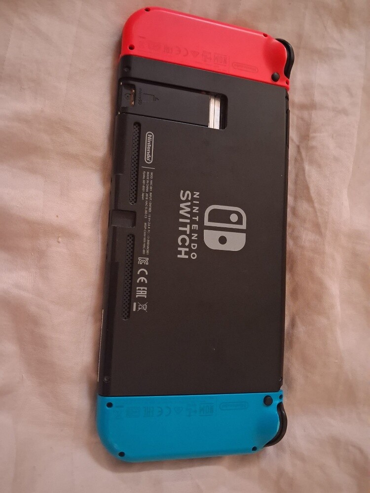 nitendo switch - 4
