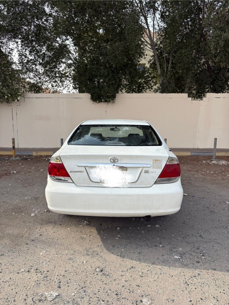 Camry - 3