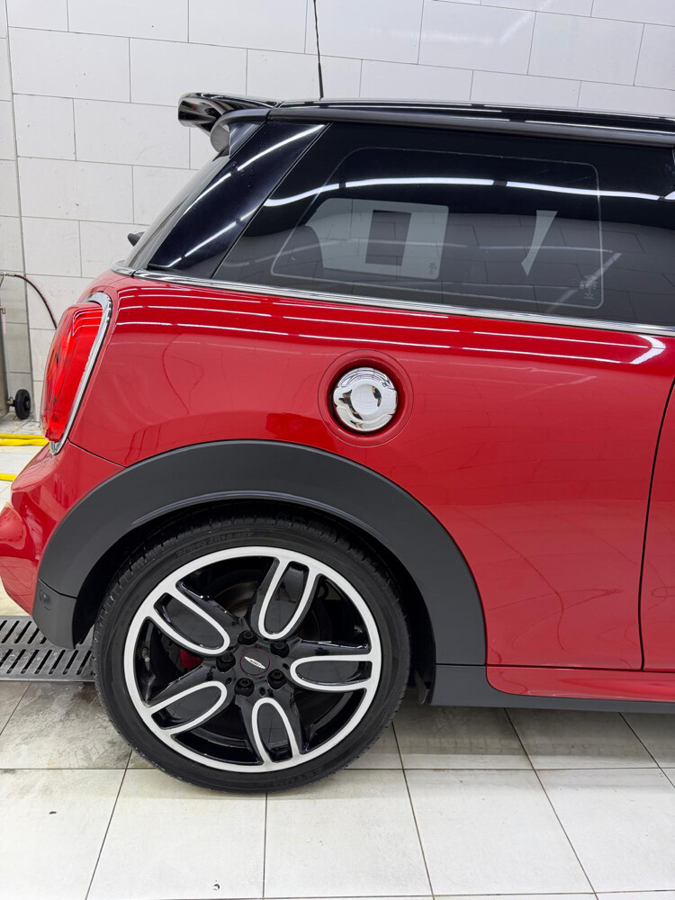 mini cooper john works 2016 - 6