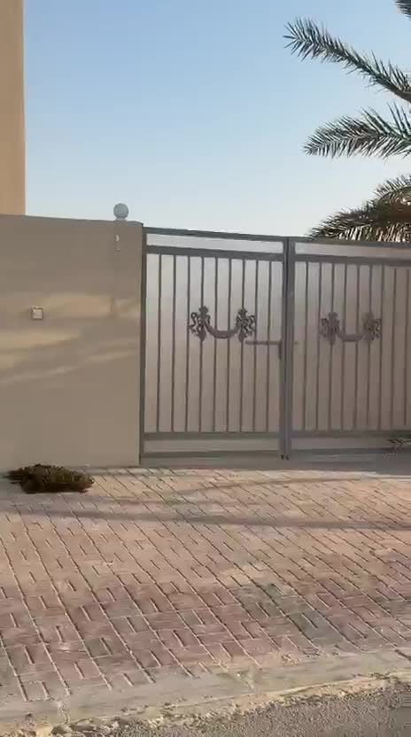 للبيع فيلا الرويس مجلس خارجي  - 1