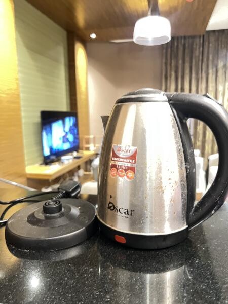 Electric kettle - 1