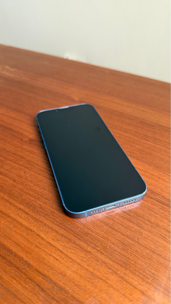 iPhone 13 128GB - 2