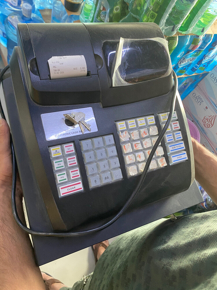 cash counter,scale - 1