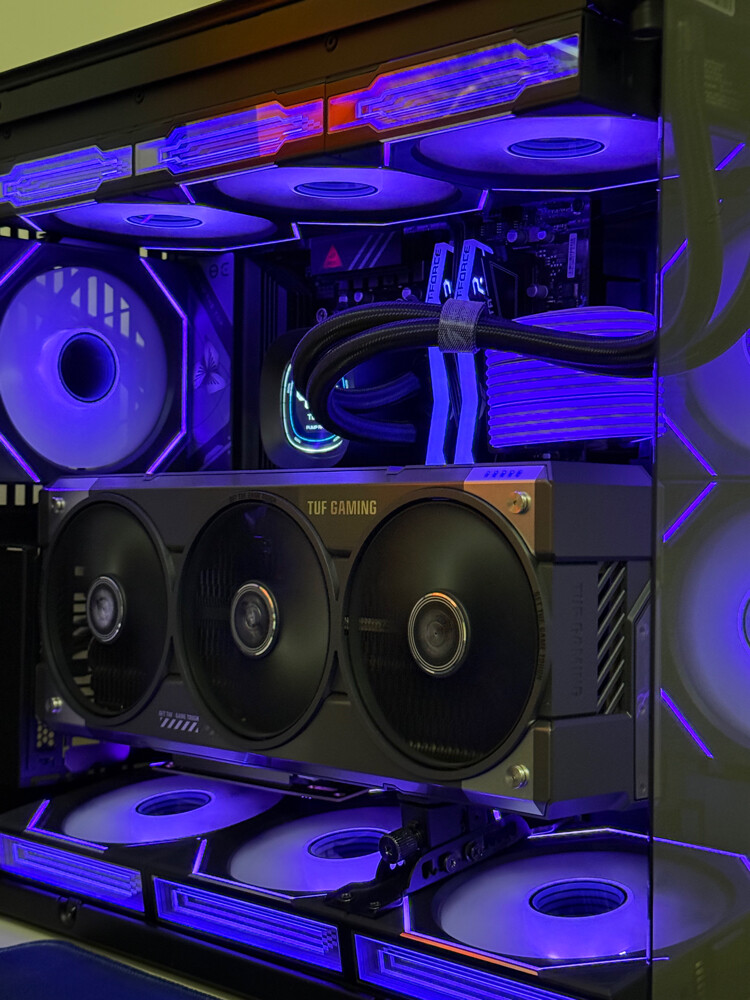 9070XT + 7800X3D - 2