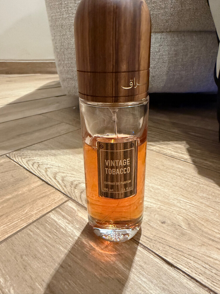 different perfumes. niche included - 12