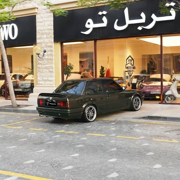 بي ام دبليو اي 30 1988 - 8