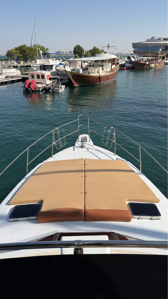 يخت سي راي 42 - 11