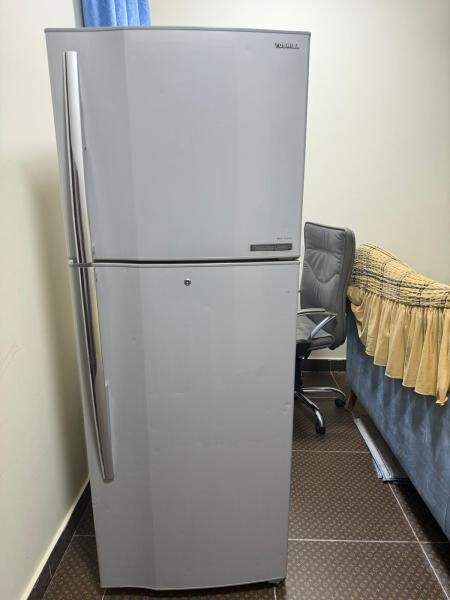 Excellent refrigerator. - 5