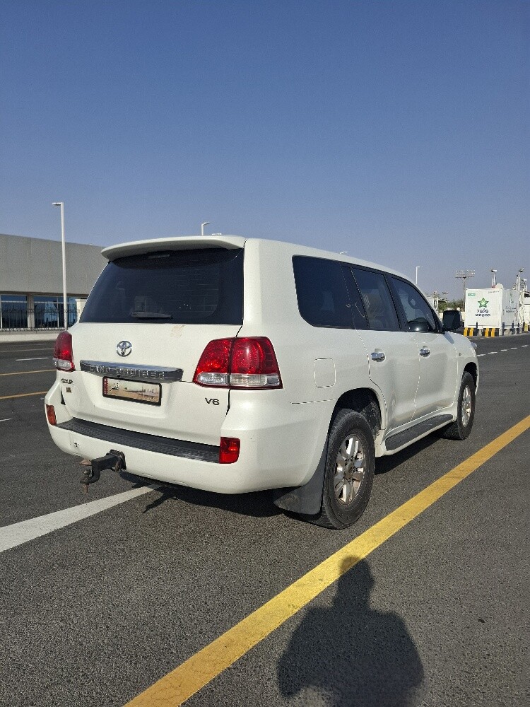 Toyota Land Cruiser GXR - 3