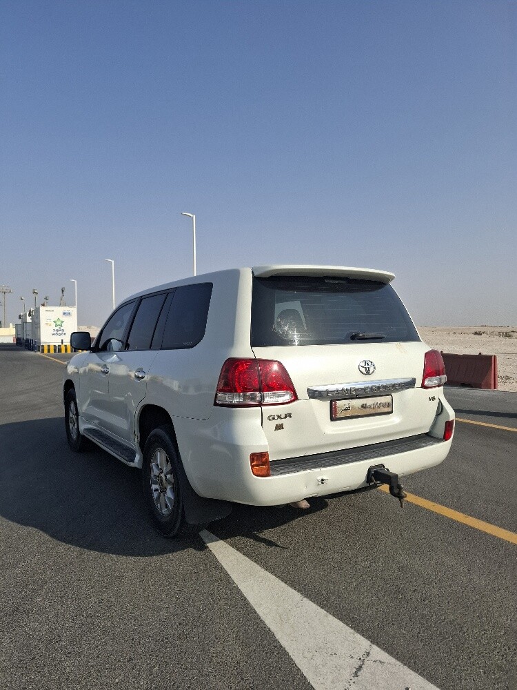 Toyota Land Cruiser GXR - 4