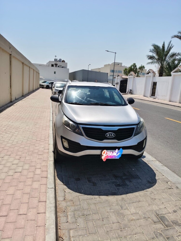 Kia Sportage 2011 very clean - 2