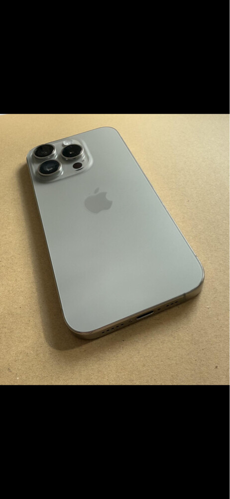 IPHONE 15 pro max - 1