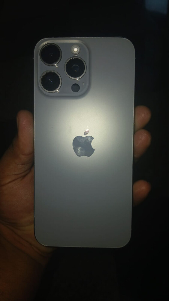 IPHONE 15 pro max - 3