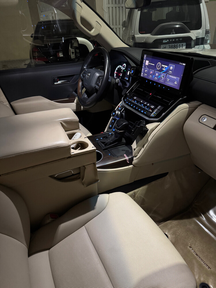 Landcruiser LC 300, GXR TWIN TURBO - 9