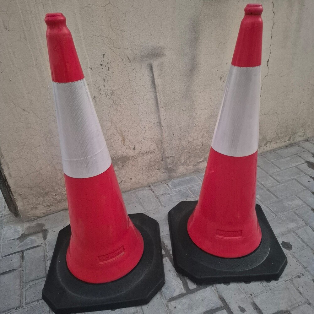 قمع بلاستيكي عدد 2 للبيع - 1