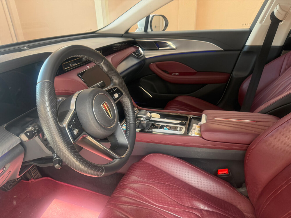 Hongqi H5 Flagship 2023 - 2