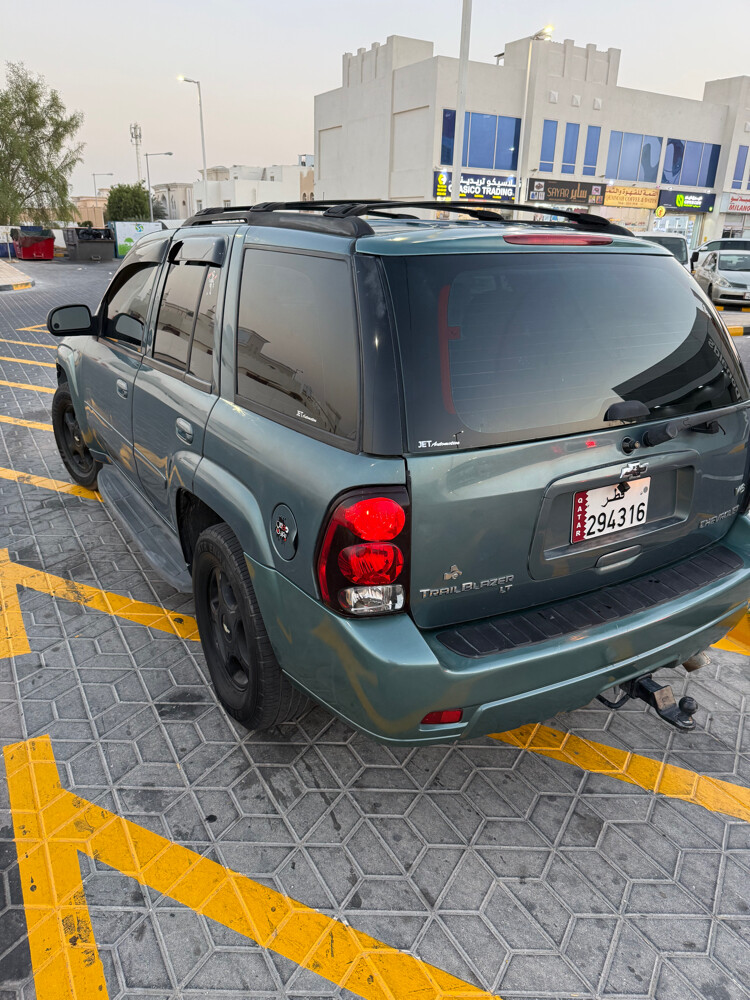 للبيع بلايزر 2009 ممتاز 4///4 - 6