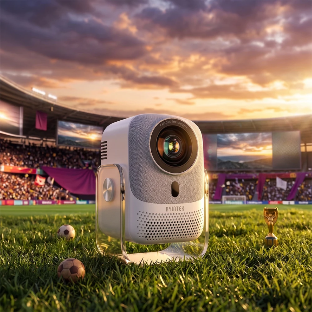 BYINTEK Love-2 U6 Projector - 1