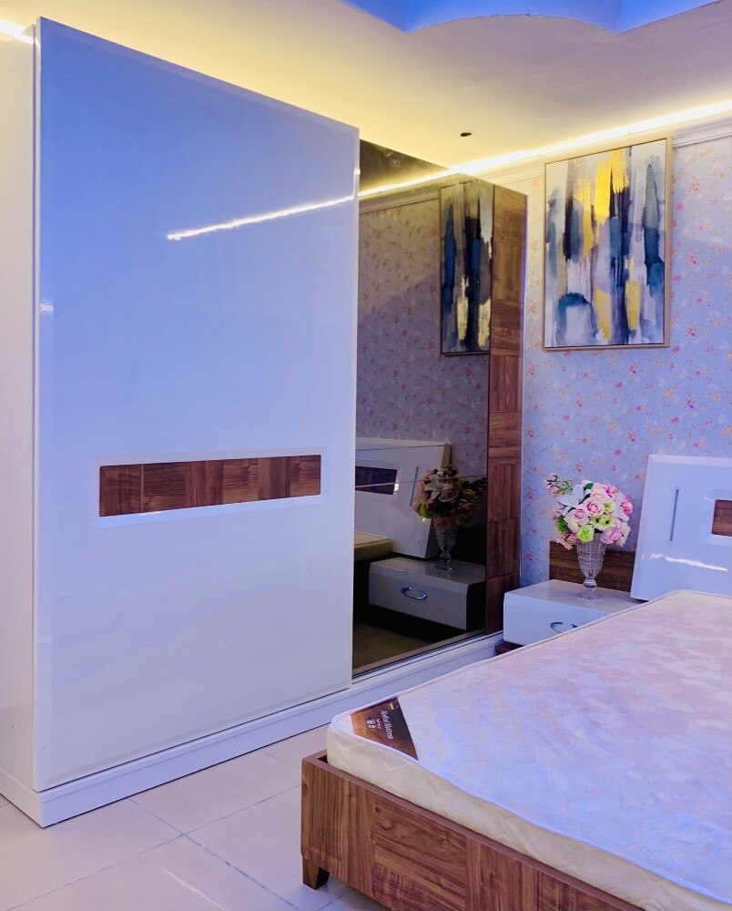 For Sell King Bed Room Set. - 3