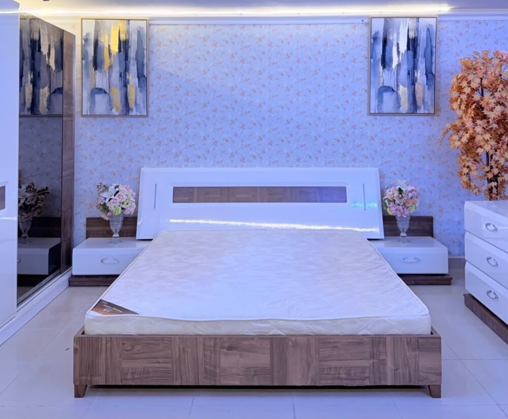 For Sell King Bed Room Set. - 9