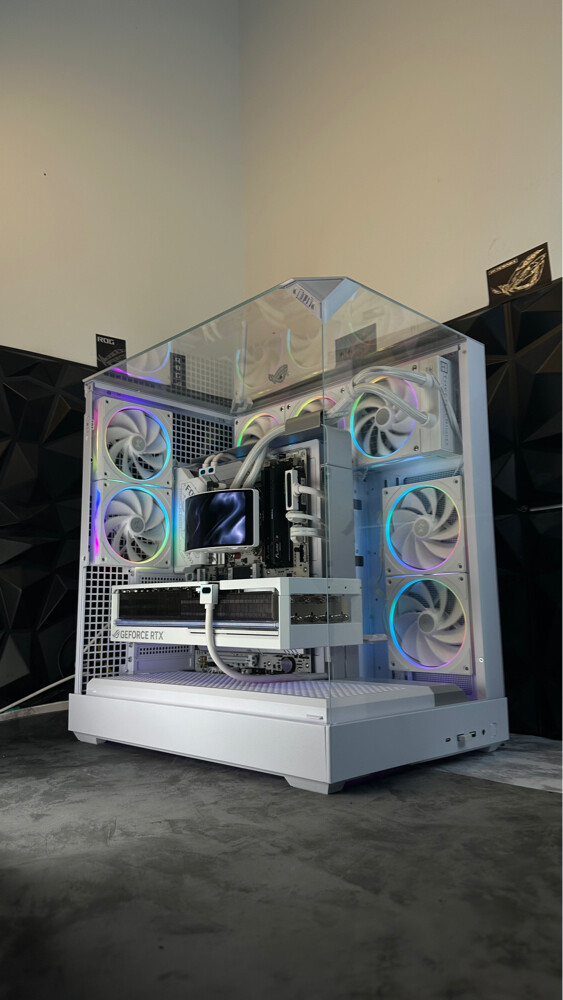 ROG RTX 5080 + Ryzen 9 9950x3D  - 2