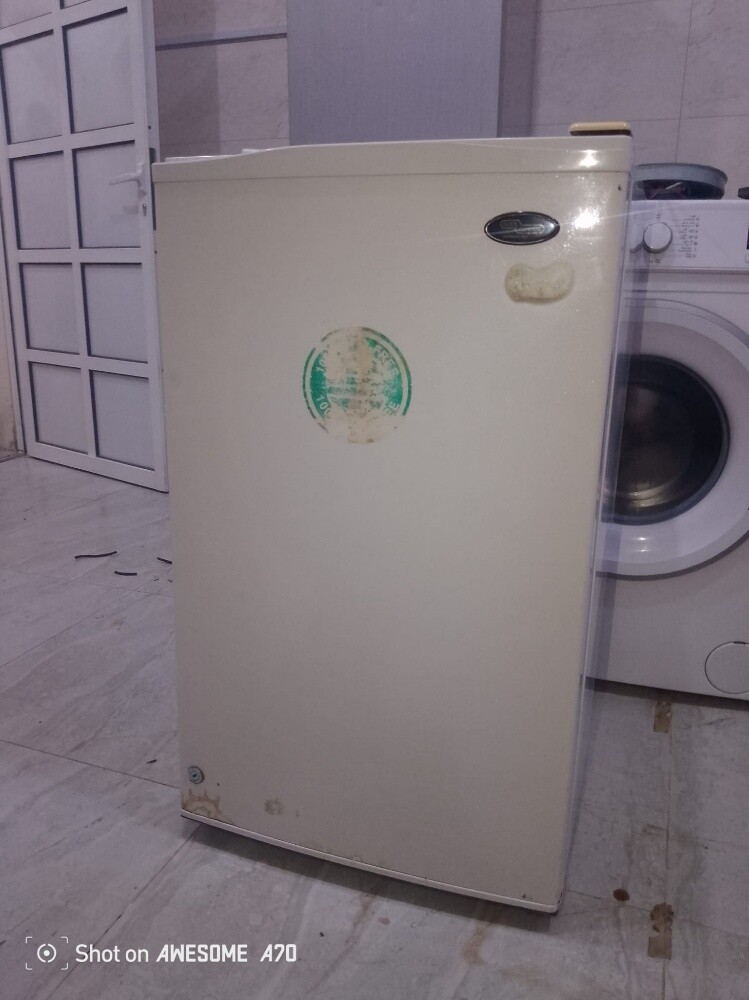 single door fridge for sell. - 2