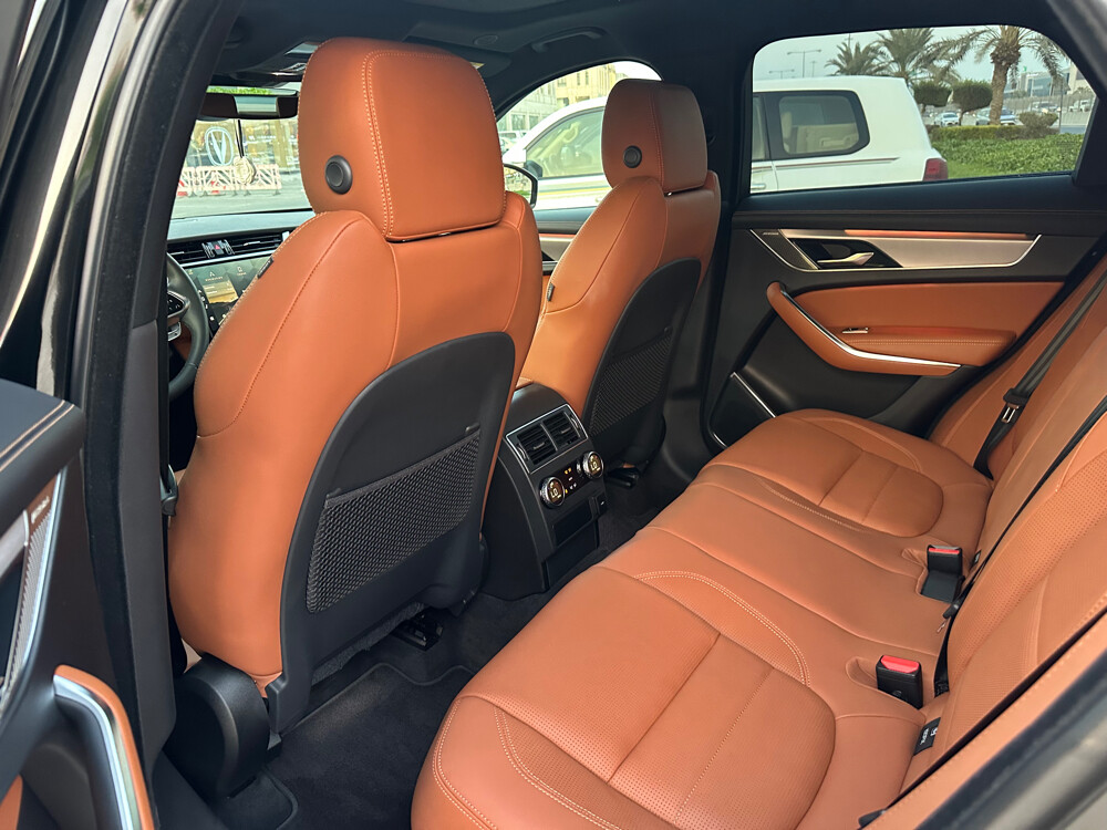 jaguar f pace R 2023 - 9