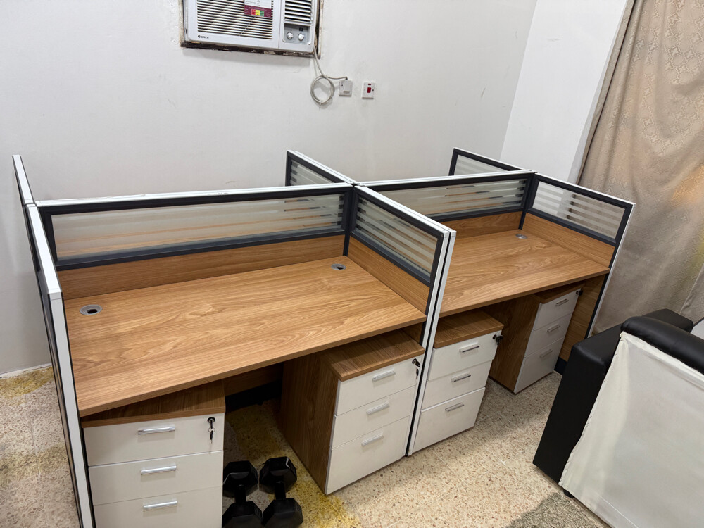 Used workstation table for sale - 3