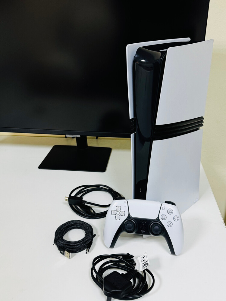 playstation 5 pro - 1