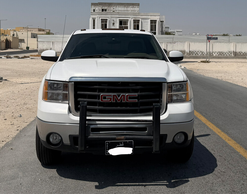 جي ام سي 2500 اتش دي  - 1