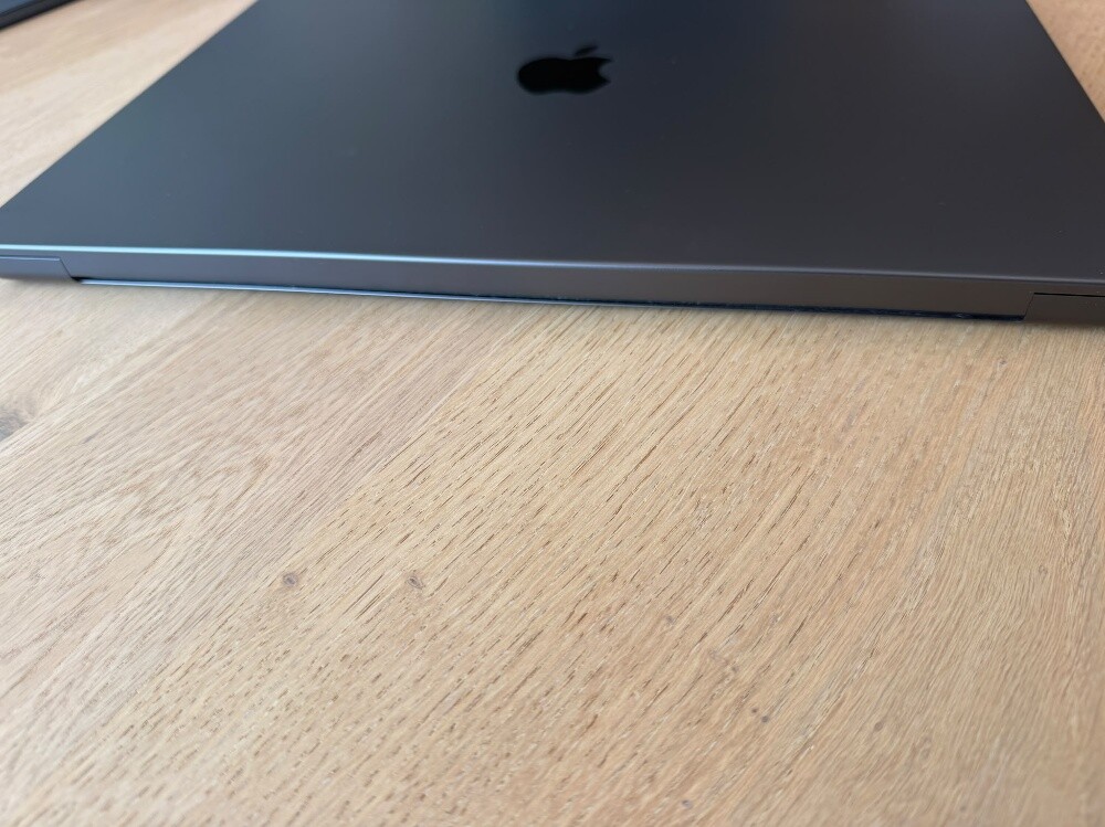 APPLE M3 PRO - 6