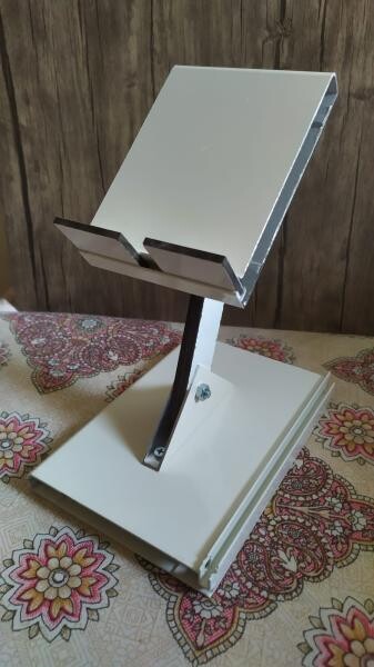 MOBILE STAND - 6
