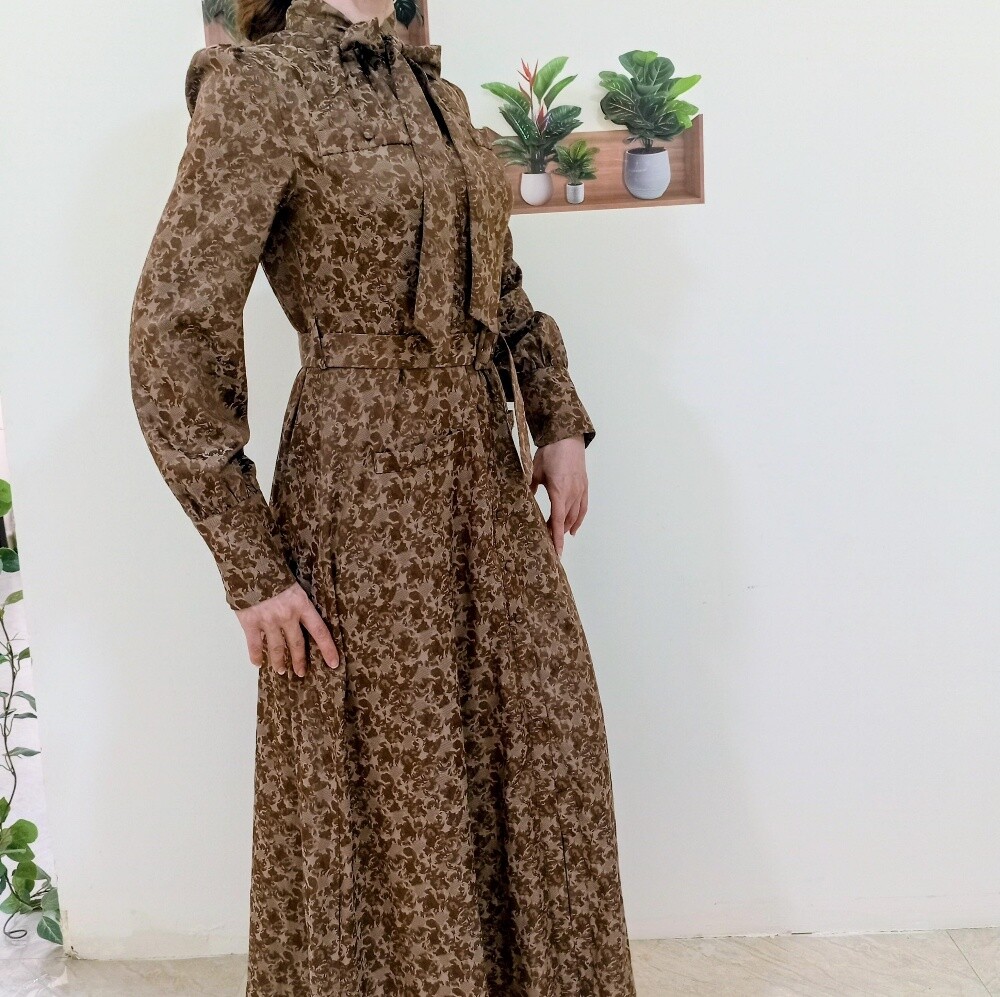 High class dress - 1