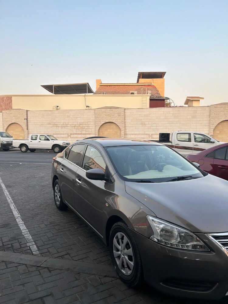 Nisan Sentra - 3