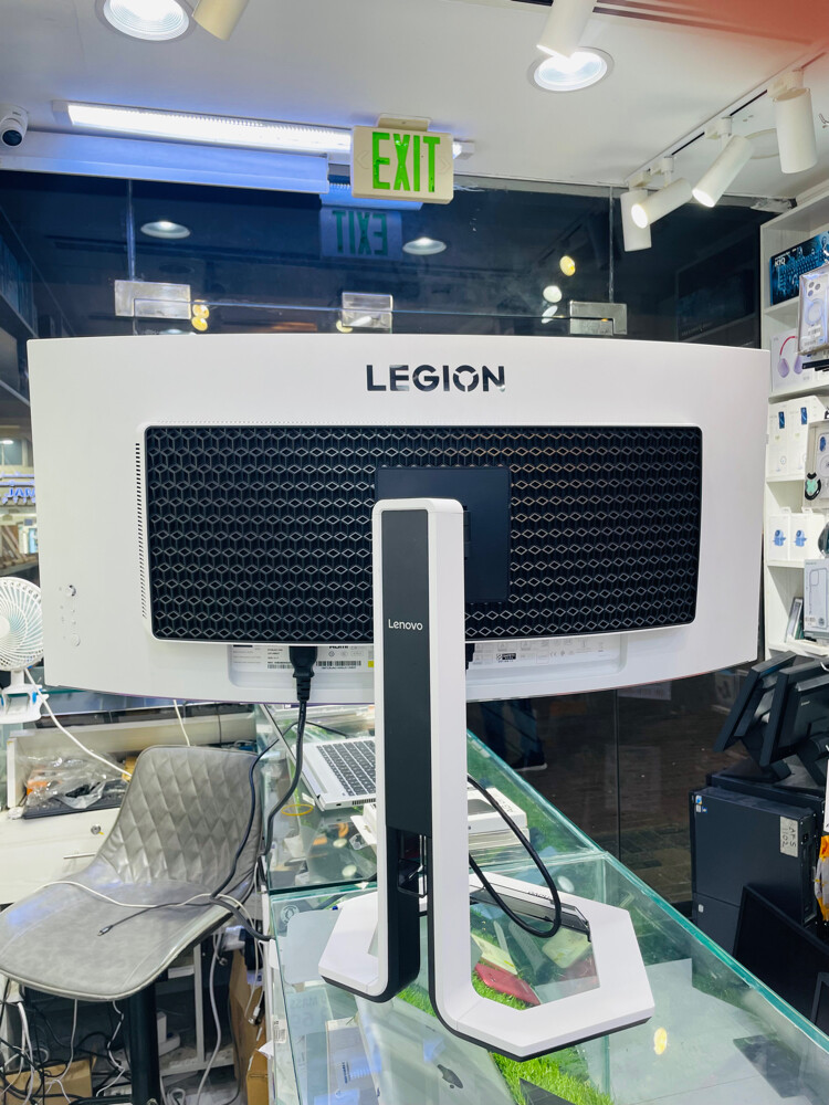 Legion Pro 34WD-10 - 4